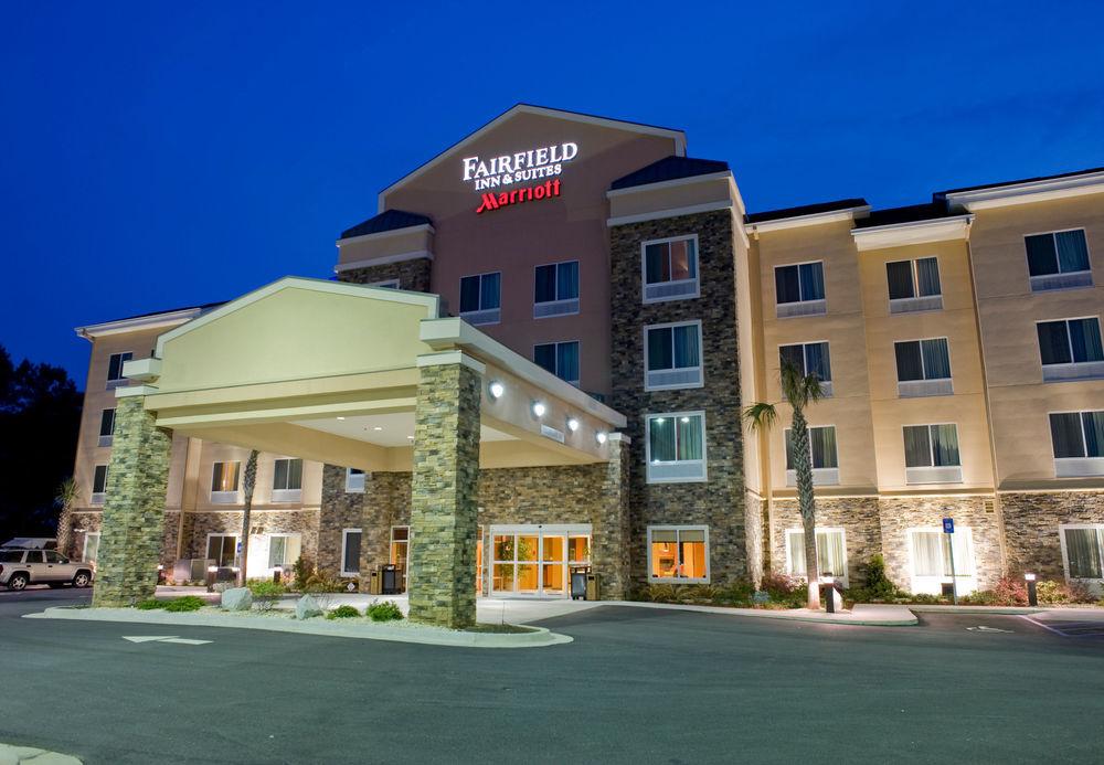 Fairfield Inn & Suites By Marriott Commerce Exterior photo